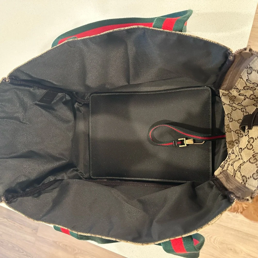 Gucci dog carrier bag 🐕